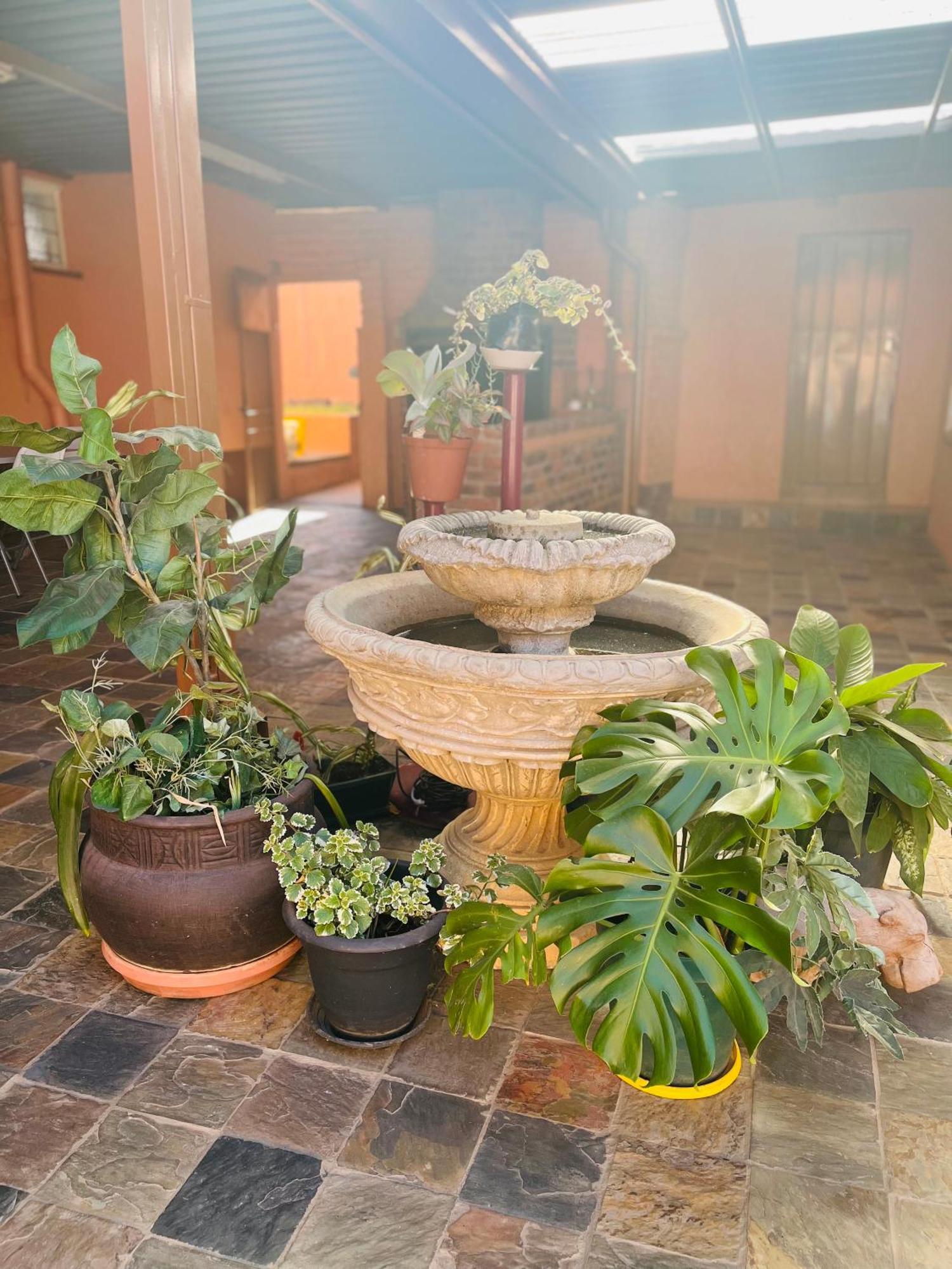 Golden Glory Manor * Roodepoort